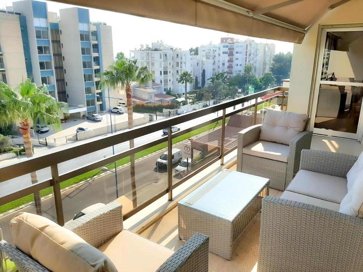 Apartmán Samson Sea Breeze, 3Bed Sleeps 6, Free Wifi Lemesos Exteriér fotografie