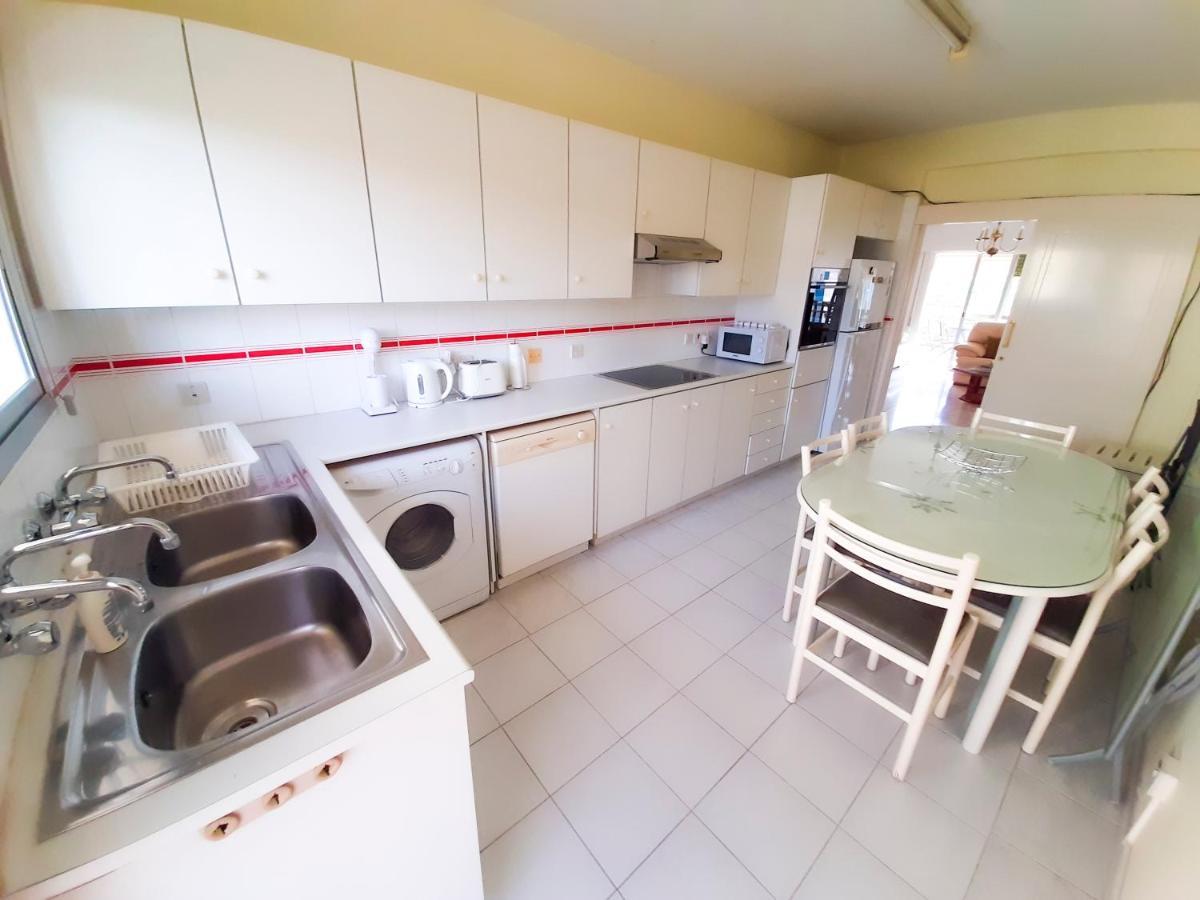 Apartmán Samson Sea Breeze, 3Bed Sleeps 6, Free Wifi Lemesos Exteriér fotografie